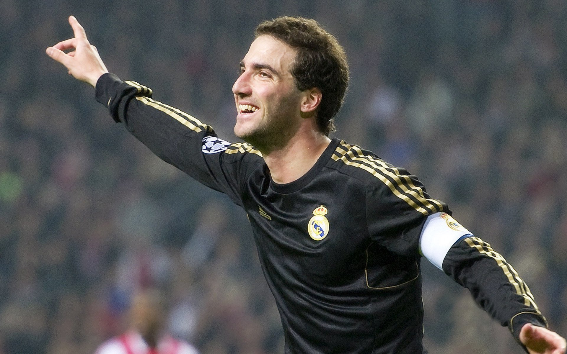 《国际电竞联盟峰会:推动行业标准化与合作》,国际电竞展